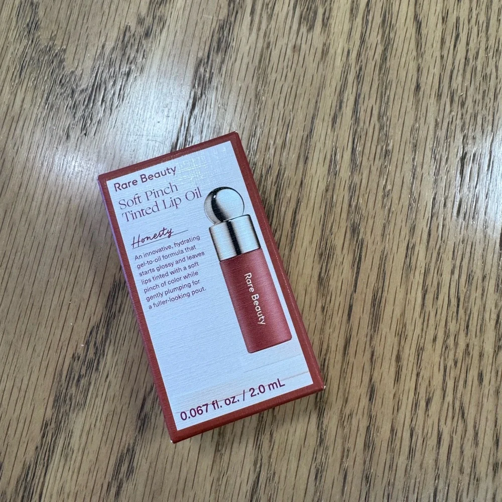 NWT Rare Beauty by Selena Gomez  Mini Soft Pinch Tinted Lip Oil Stain